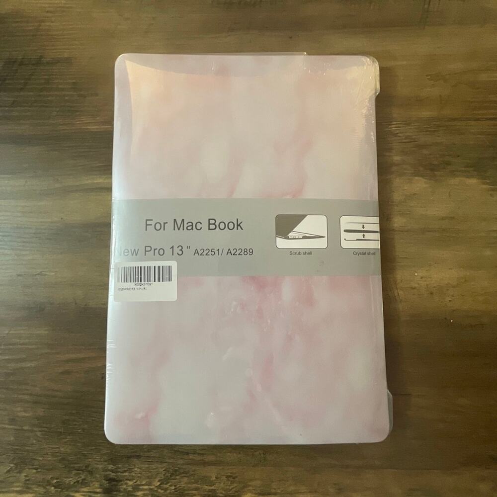 MacBook Pro 13” 2016-2020 pink clouds design hardshell case